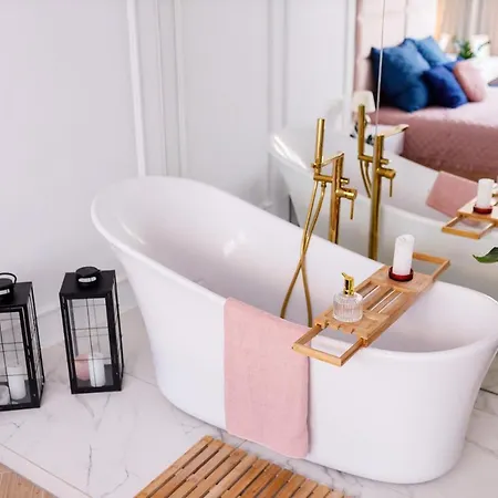 Blue 6 Ольштын